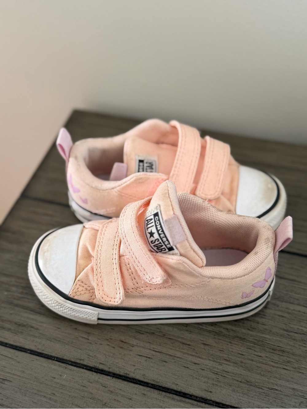 Converse Peach and Pink Canvas Kids Velcro Sneakers